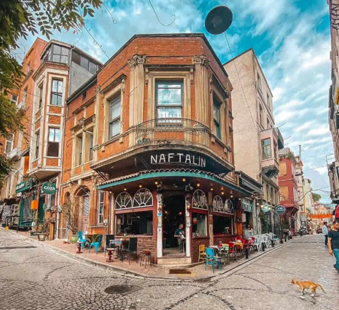 cafenaftalin-estambul-1 café balat